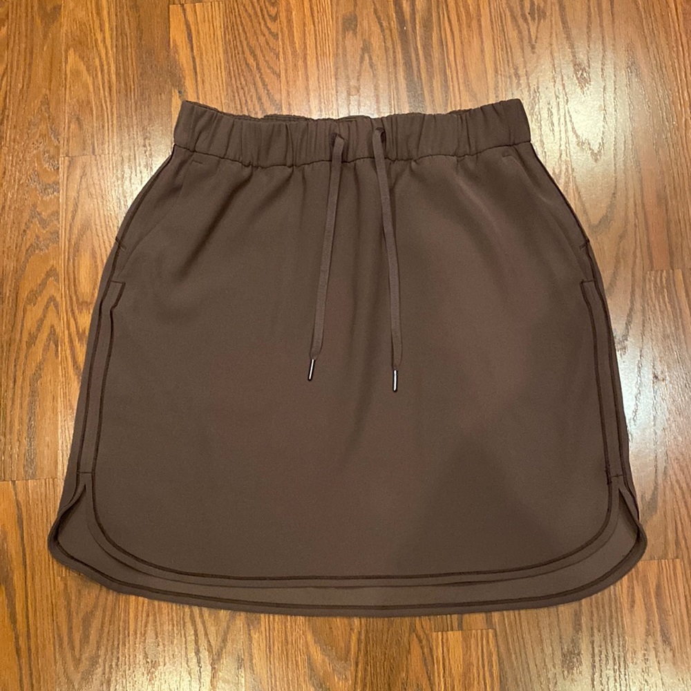 Lululemon On the Fly athletic skirt. Size 12